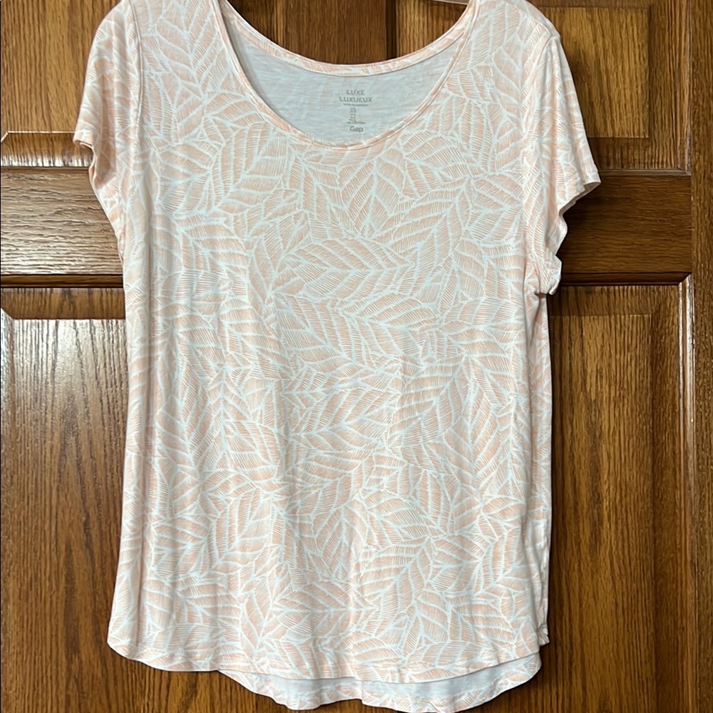 GAP Pink Short Sleeve Tee